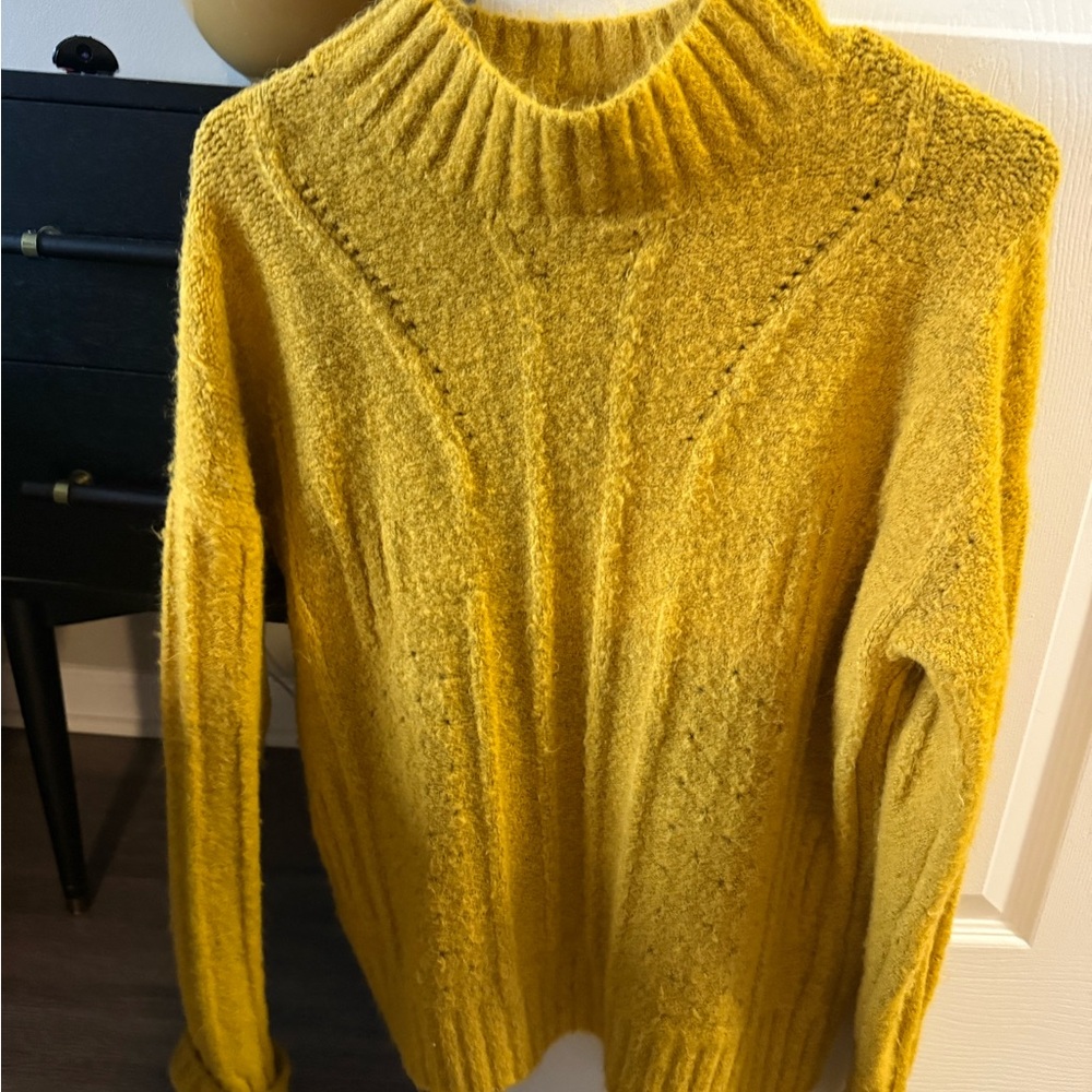 Cozy Mustard FRNCH SWEATER